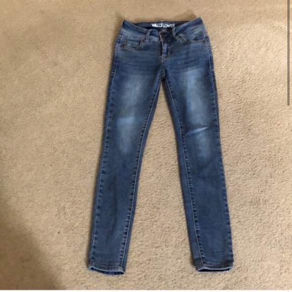 Wallflower Denim - Wallflower Ultra Fit Skinny Mid Rise Insta Soft Jeans, Lucy, cotton, 0-1, 24-25